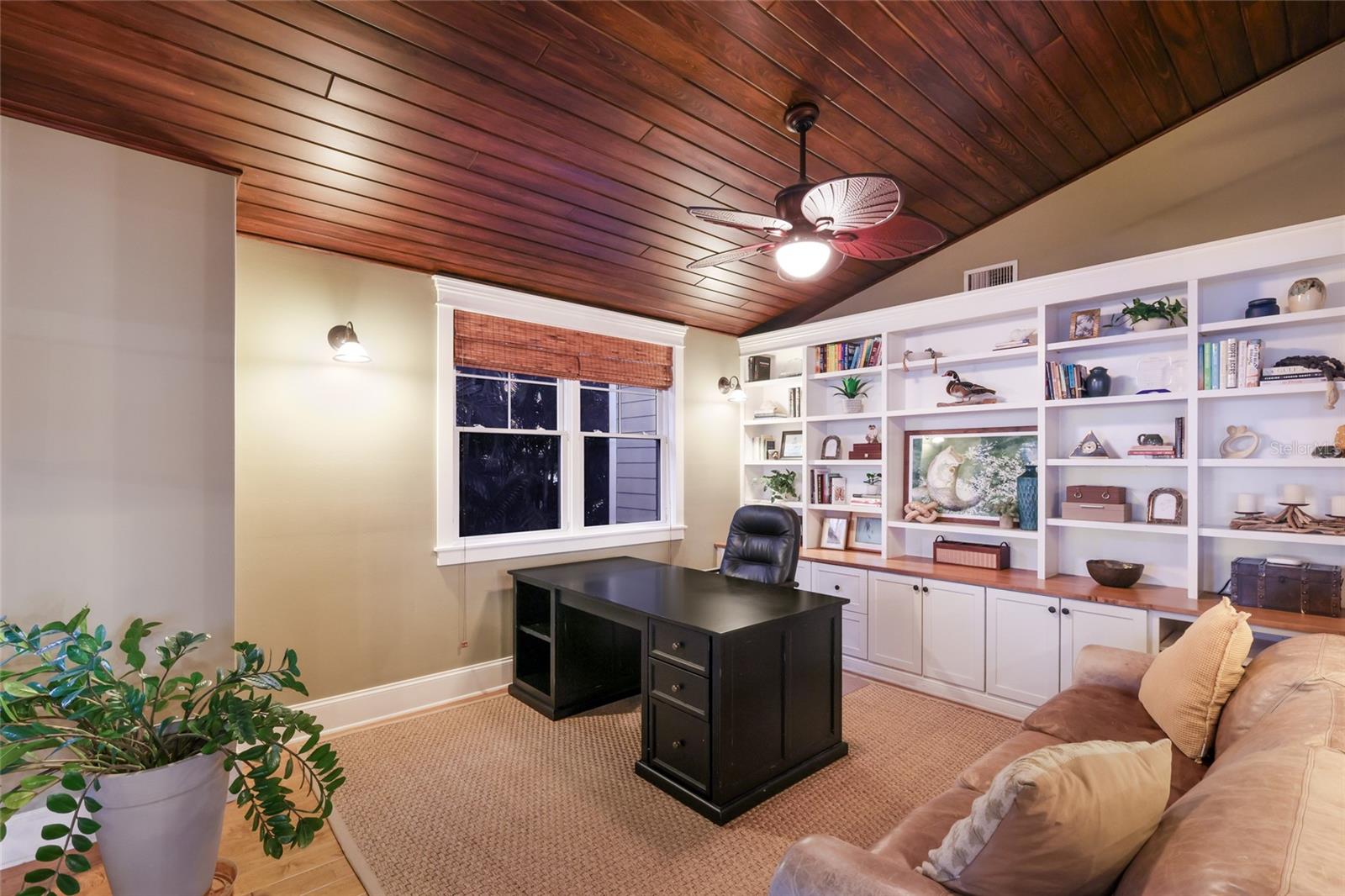 HOLMES BEACH 12TH UNIT - Residential