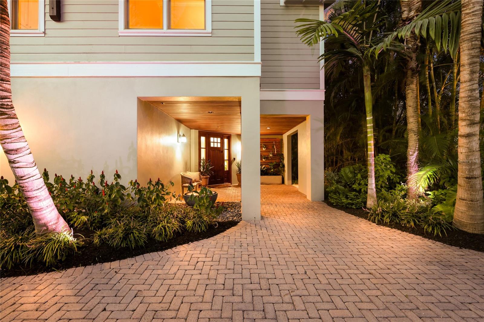 HOLMES BEACH 12TH UNIT - Residential