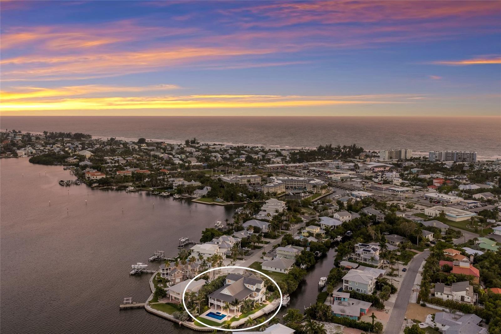 HOLMES BEACH 12TH UNIT - Residential