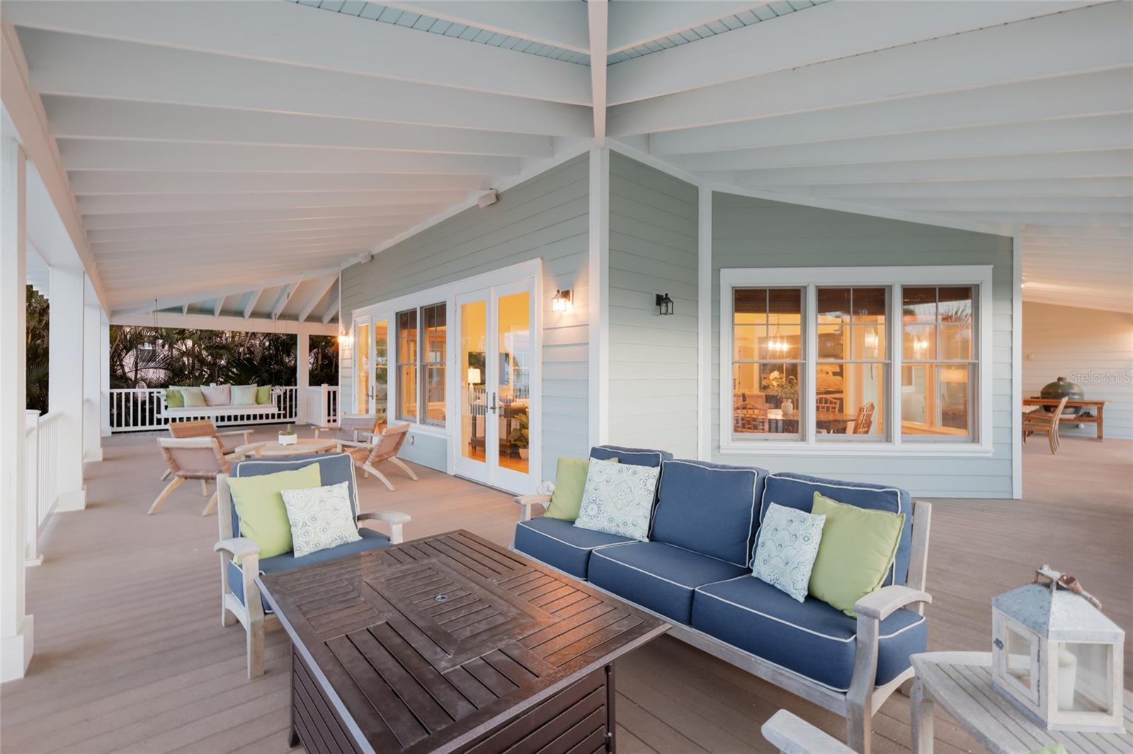 HOLMES BEACH 12TH UNIT - Residential