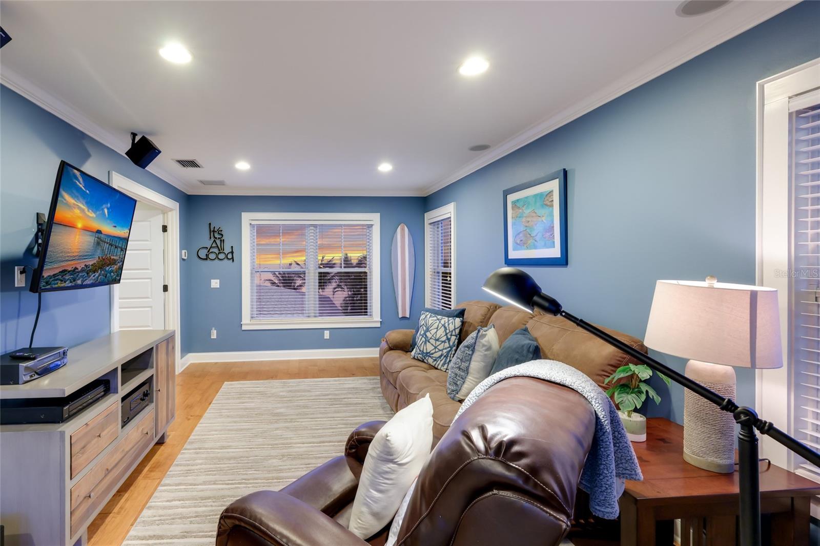 HOLMES BEACH 12TH UNIT - Residential