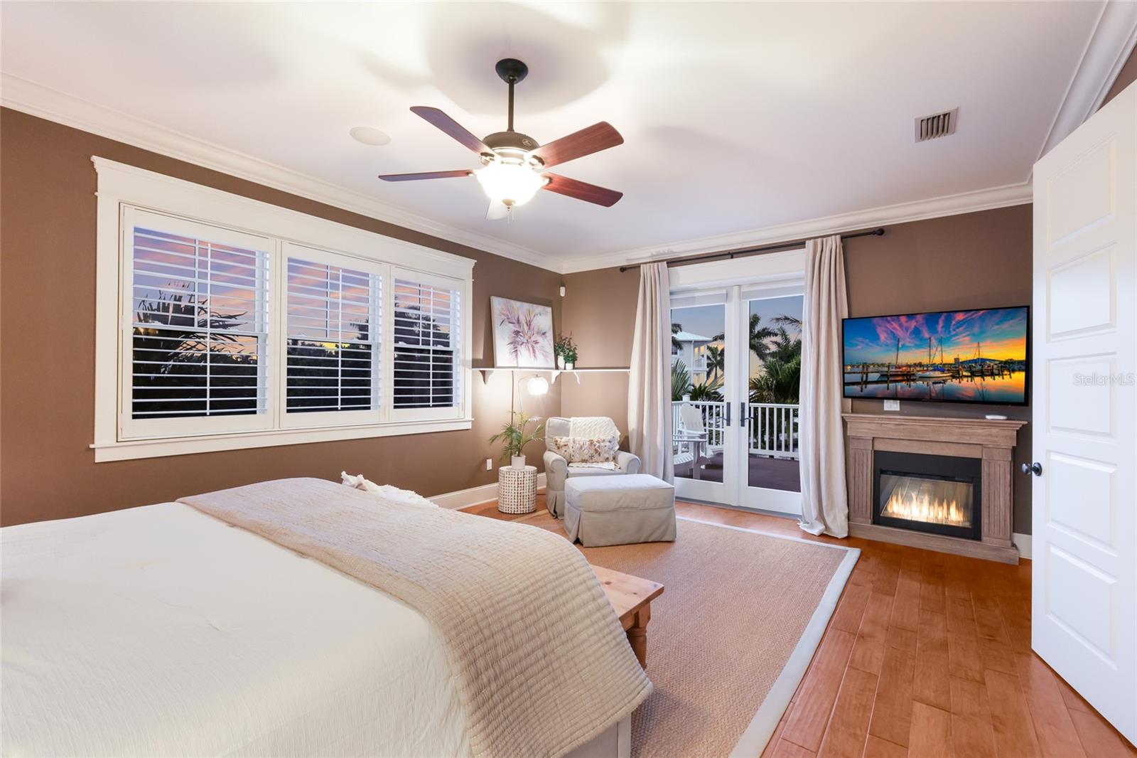 HOLMES BEACH 12TH UNIT - Residential