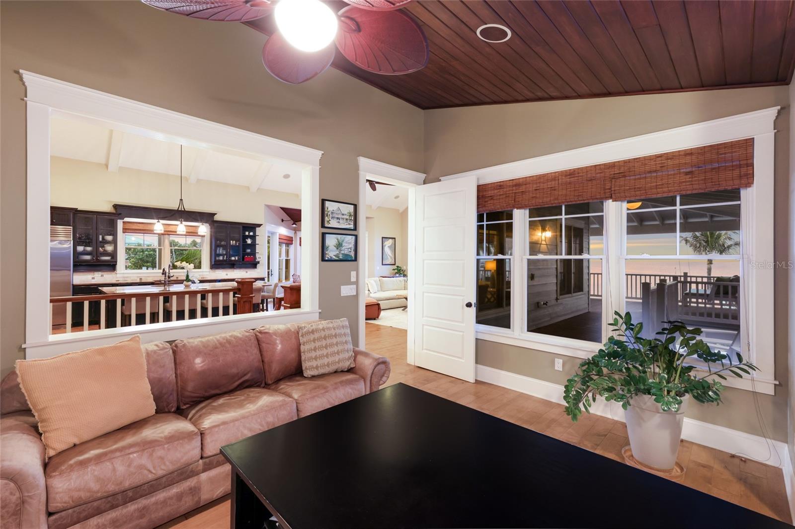 HOLMES BEACH 12TH UNIT - Residential