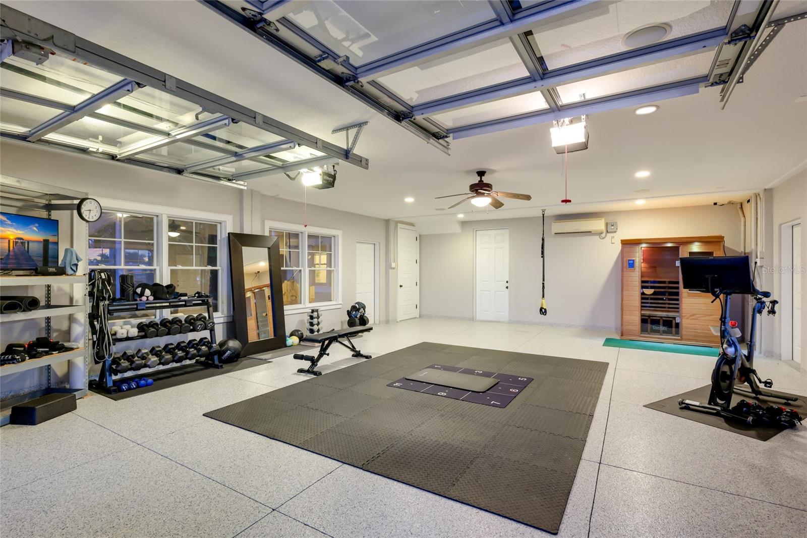 HOLMES BEACH 12TH UNIT - Residential