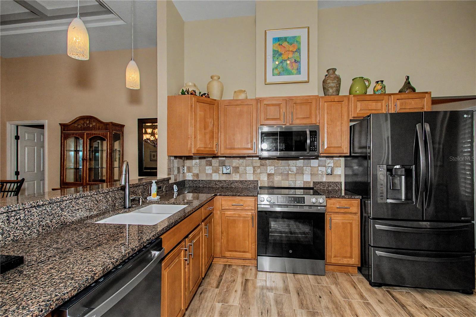 OAK RUN EAGLES POINT - Residential