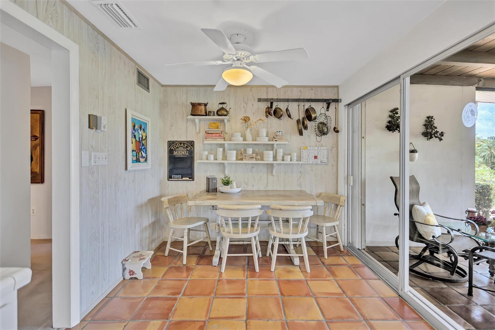 SOUTH GATE - Residential