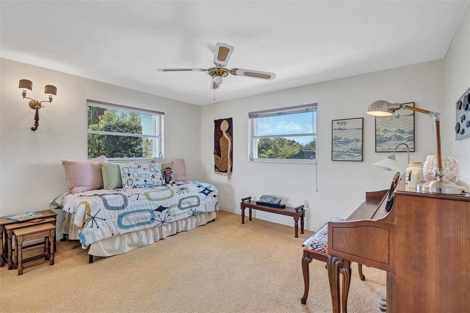 SOUTH GATE - Residential