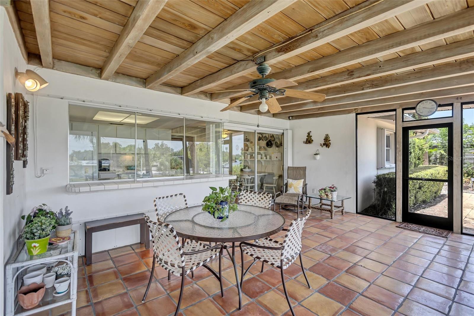 SOUTH GATE - Residential