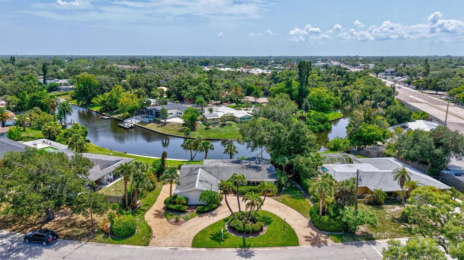 SOUTH GATE - Residential