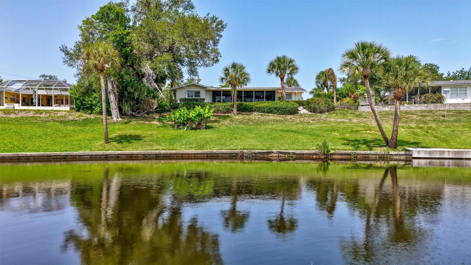SOUTH GATE - Residential