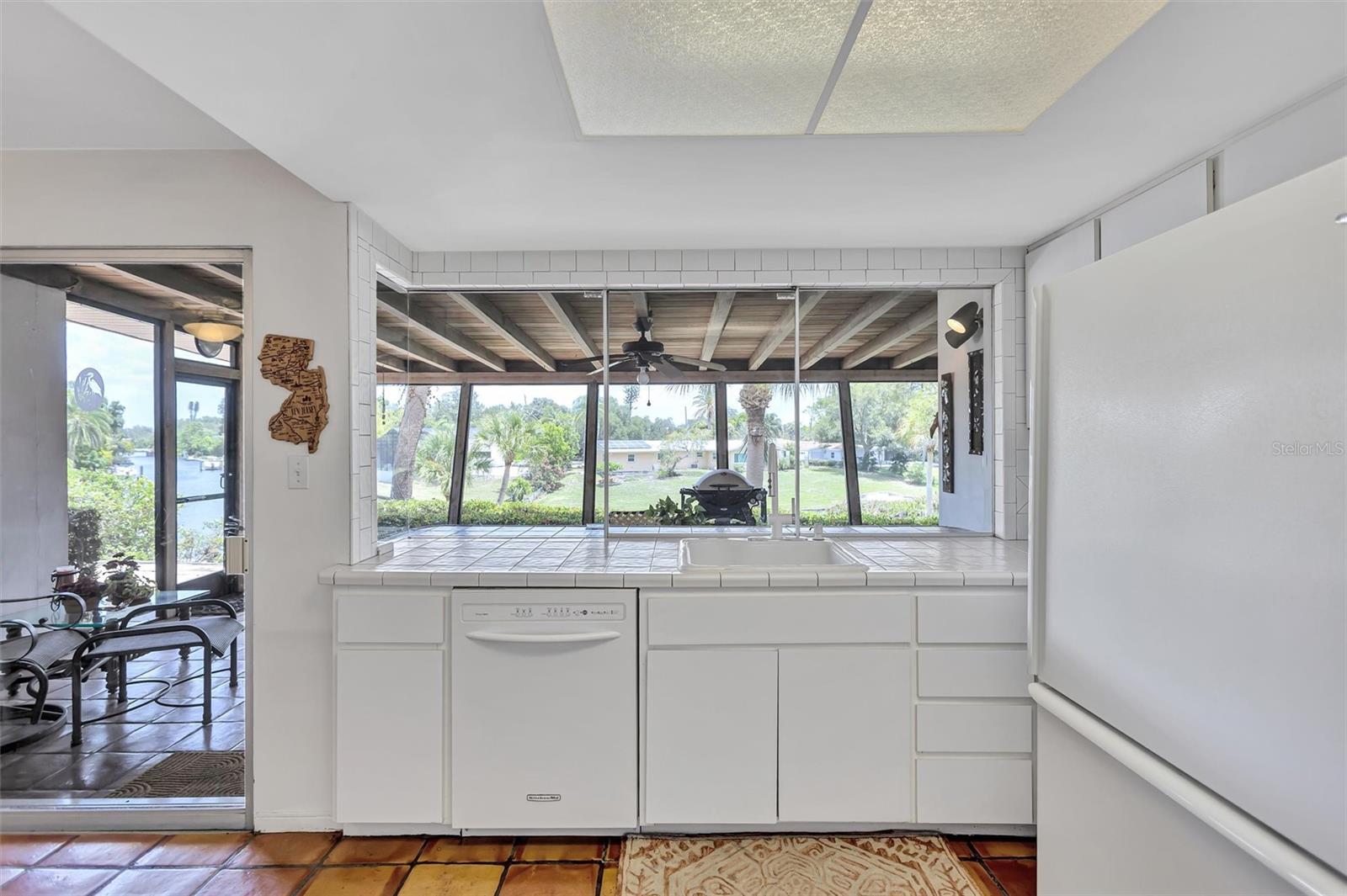 SOUTH GATE - Residential
