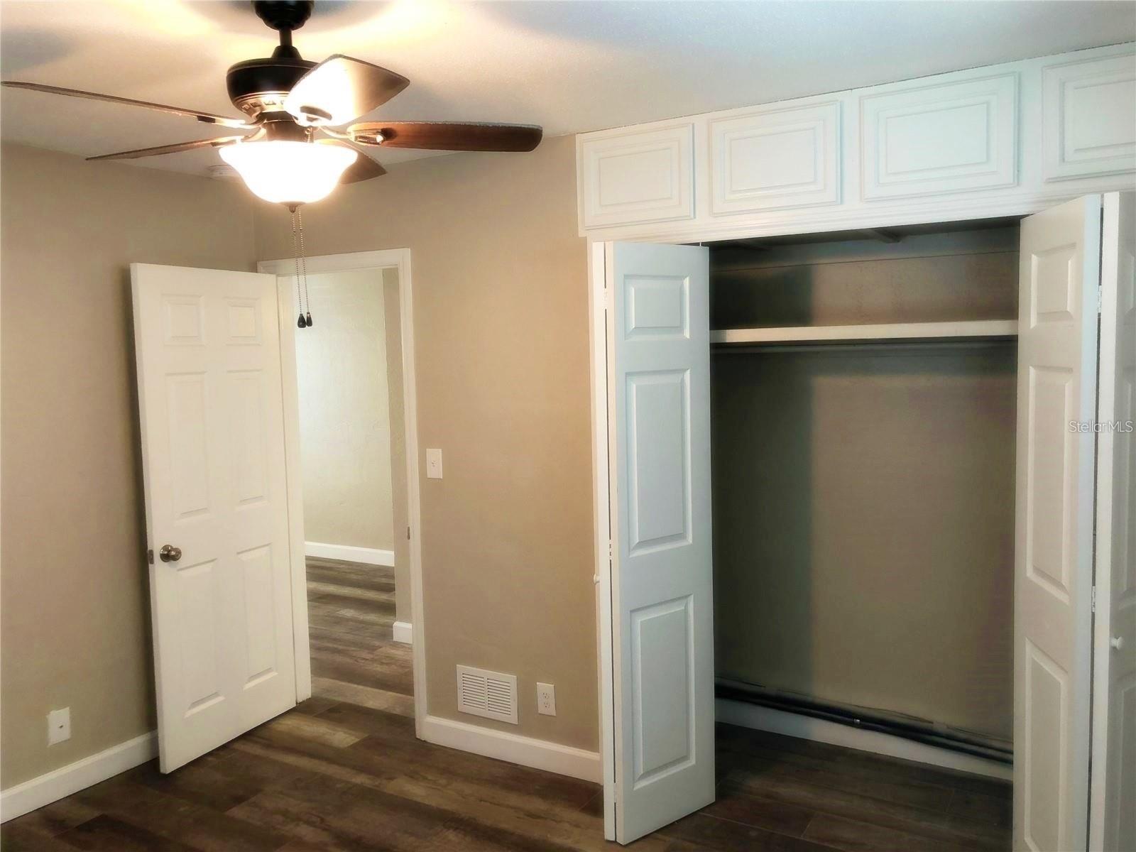 EAGLE CREST - Residential Lease