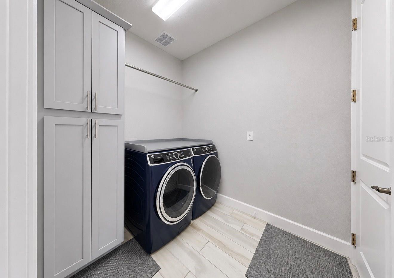MIRABAY PRCL 8 - Residential