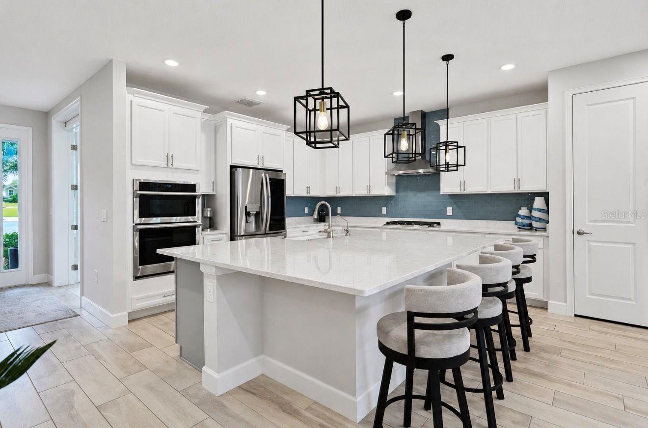 MIRABAY PRCL 8 - Residential