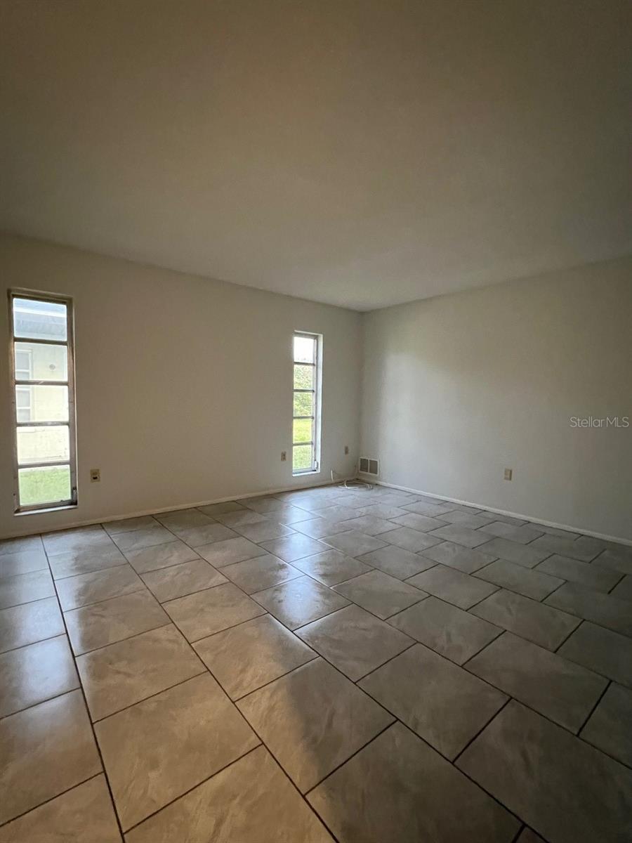 WARM MINERAL SPGS - Residential Lease