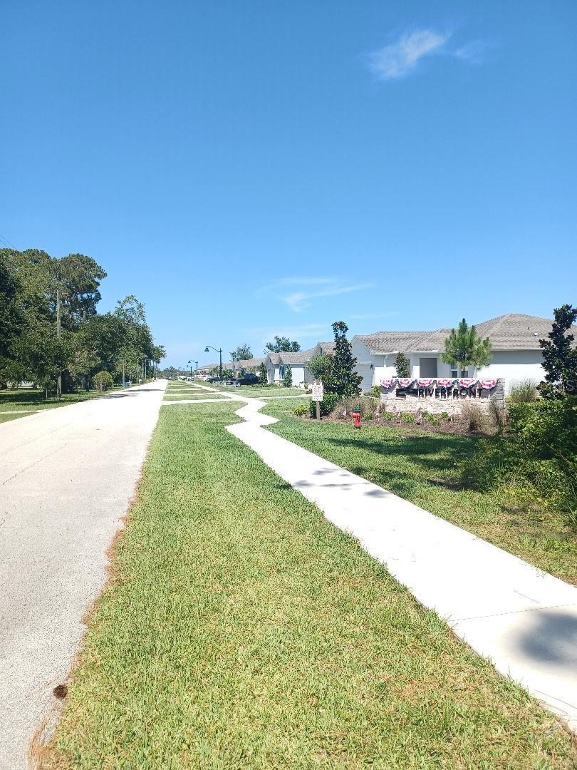 RIVERFRONT ESTATES SOUTH - Residential