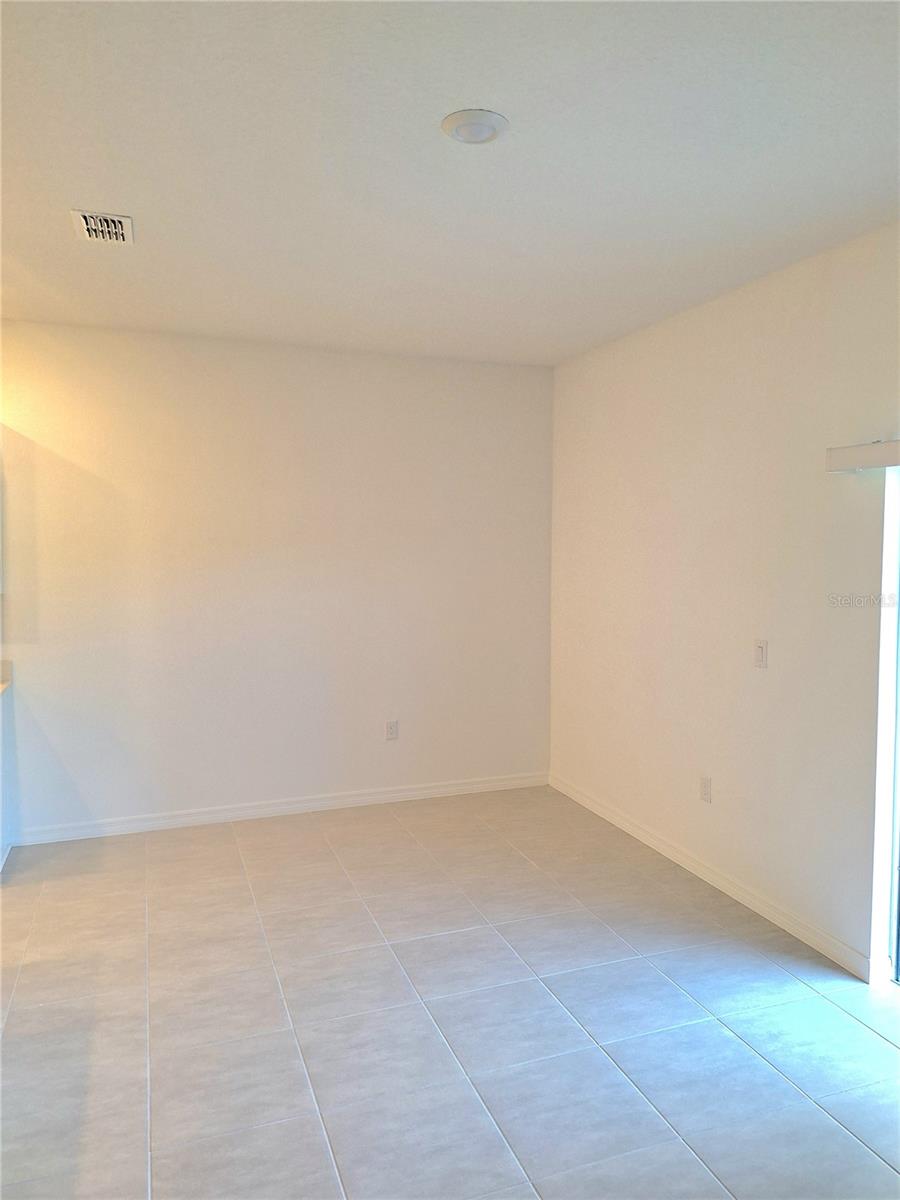 RIVERFRONT ESTATES SOUTH - Residential