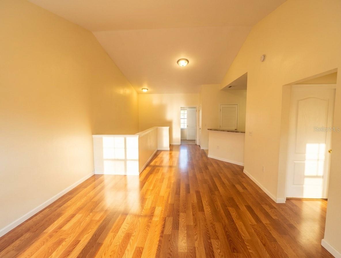 THE VILLAS CONDO - Residential