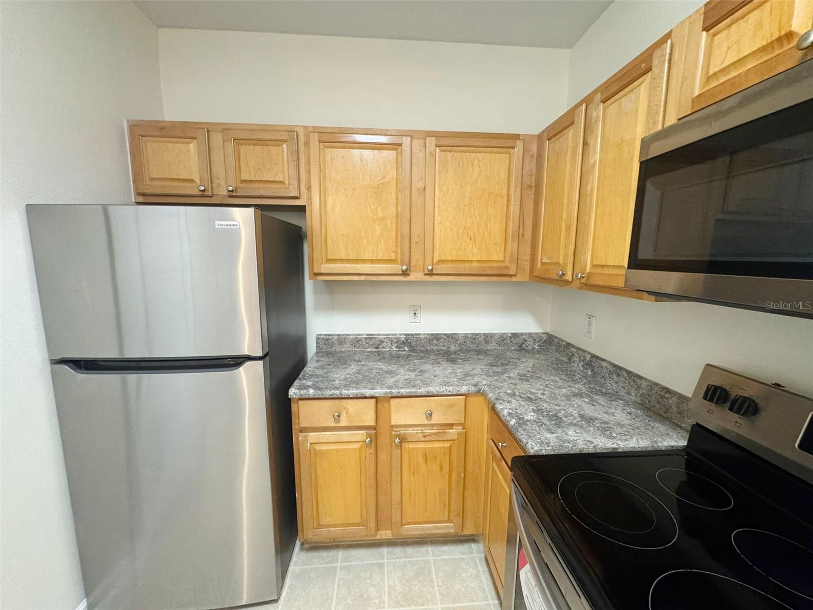 THE VILLAS CONDO - Residential