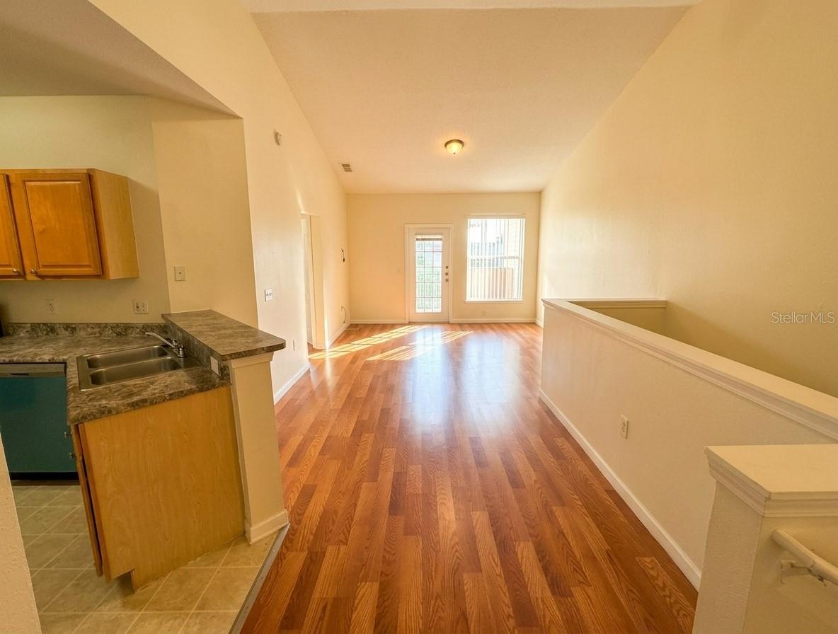 THE VILLAS CONDO - Residential
