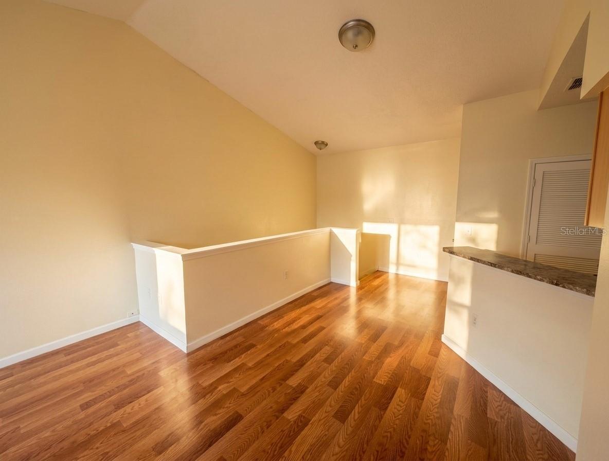 THE VILLAS CONDO - Residential