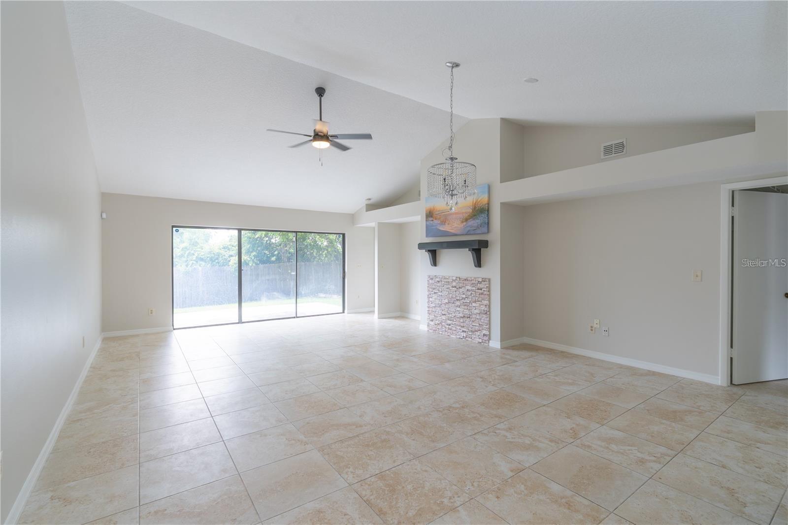CROSSINGS UNIT 3 LAKEWOOD AT THE - Residential Lease