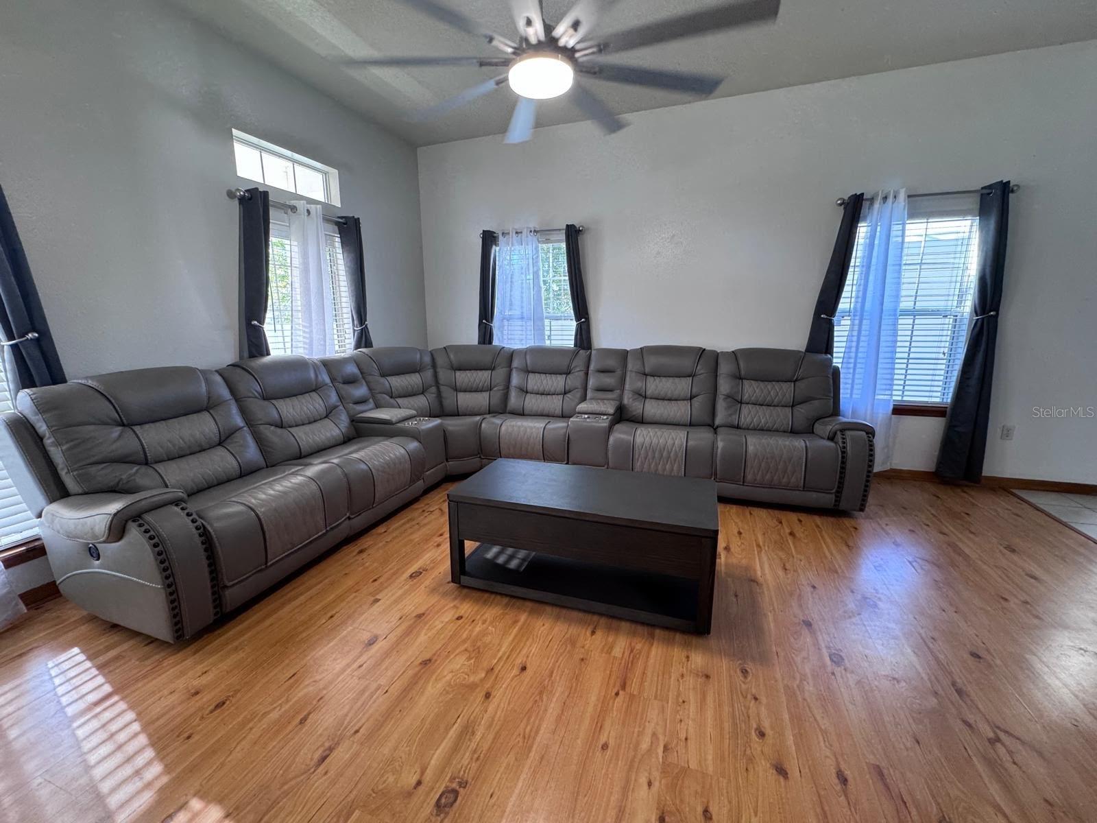 ST CLOUD 2ND TOWN OF - Residential Lease