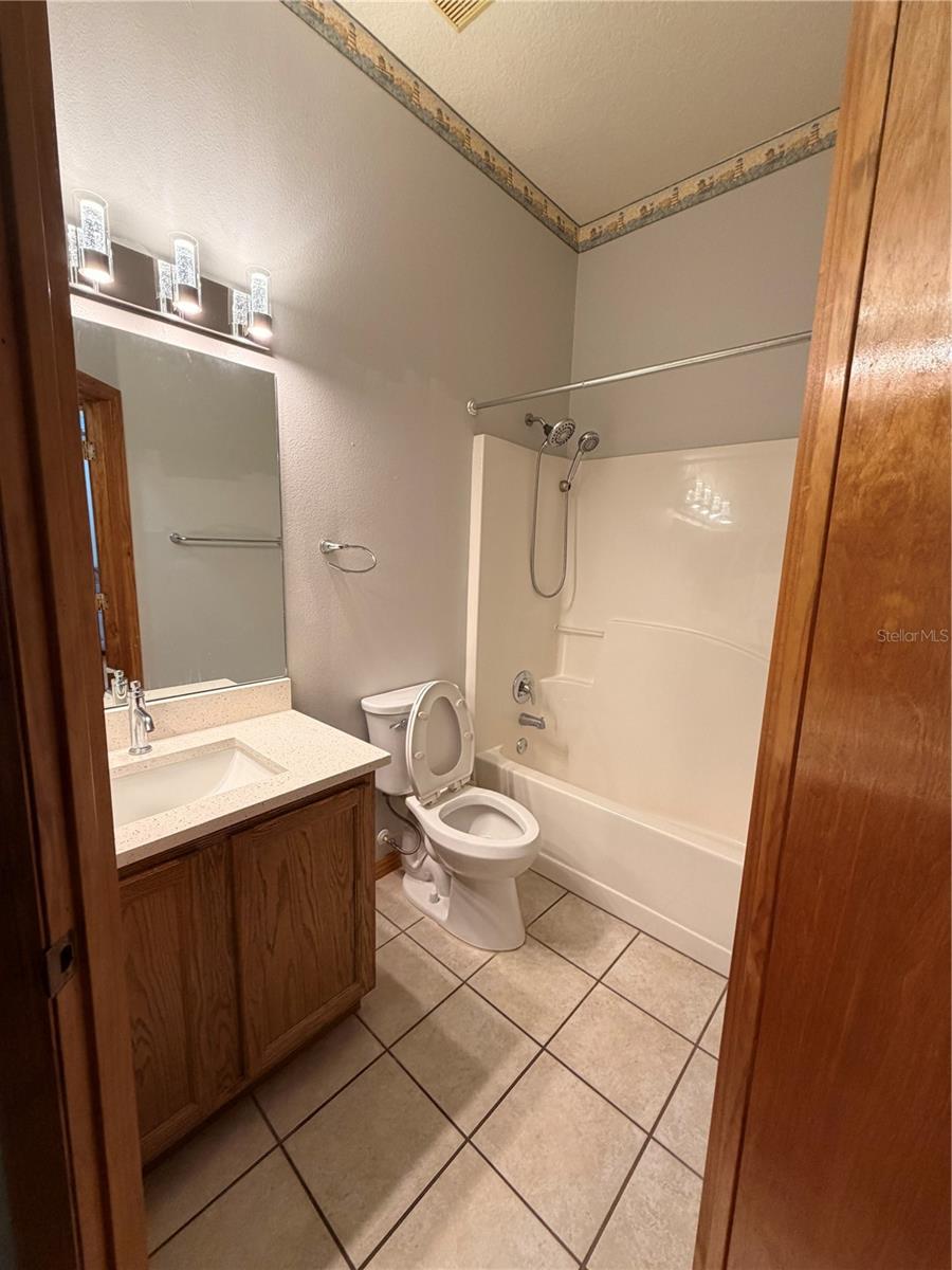 ST CLOUD 2ND TOWN OF - Residential Lease