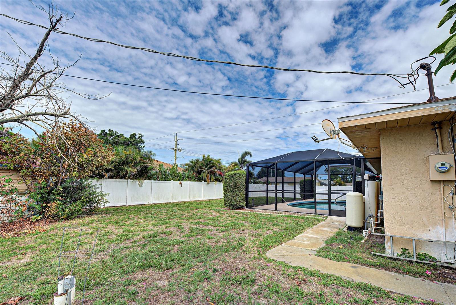 SOUTH VENICE - Residential