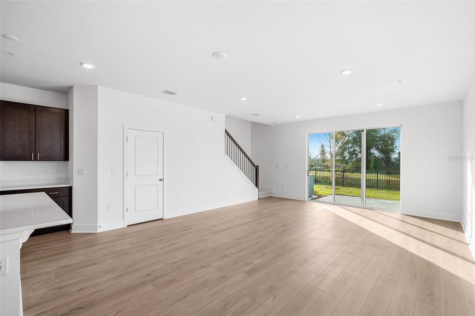 MAGNOLIA RESERVE - Residential