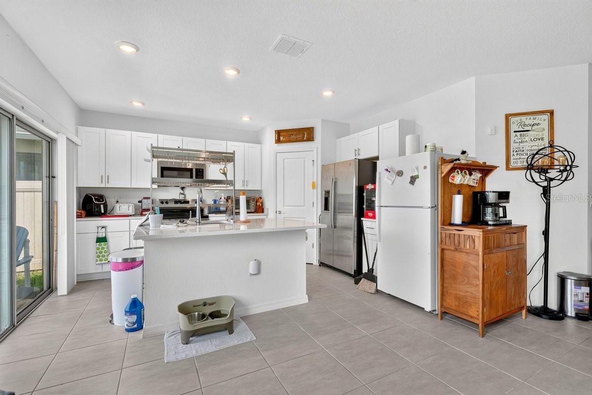 RIVERFRONT ESTATES SOUTH - Residential
