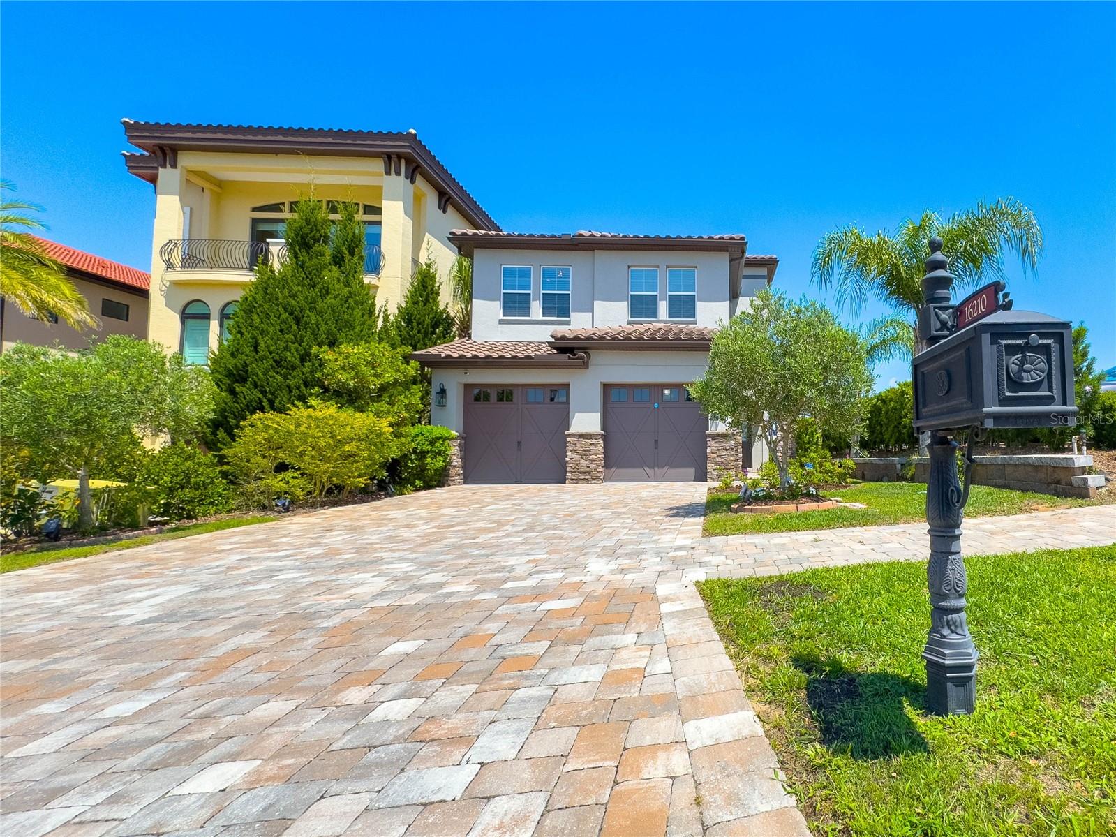 BELLA COLLINA WEST - Residential