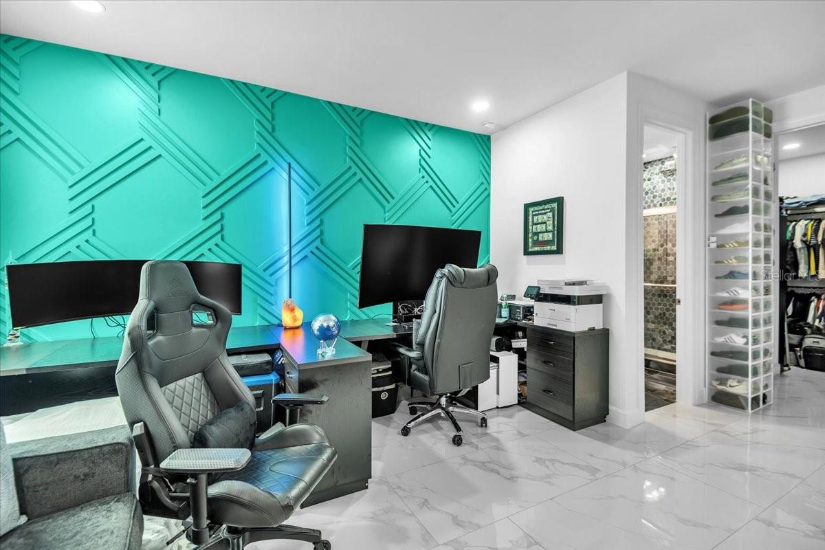 SAPPHIRE POINT PH IVA & IVB - Residential
