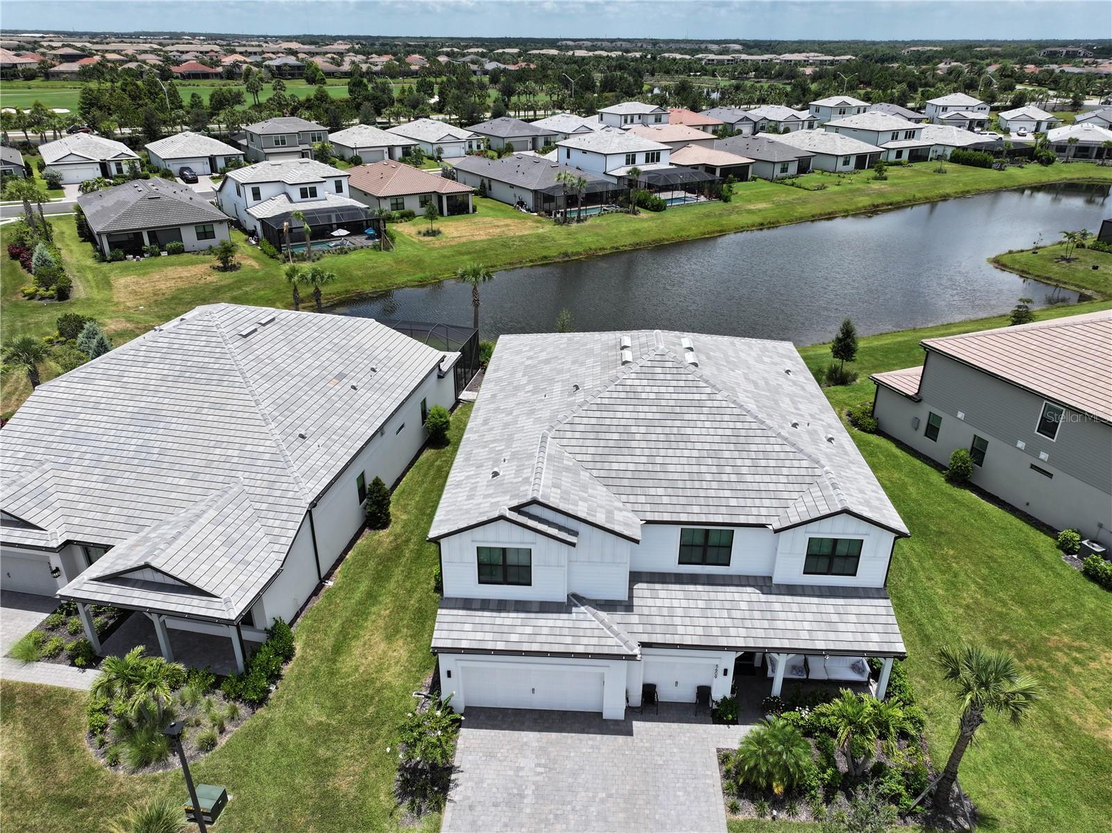 SAPPHIRE POINT PH IVA & IVB - Residential