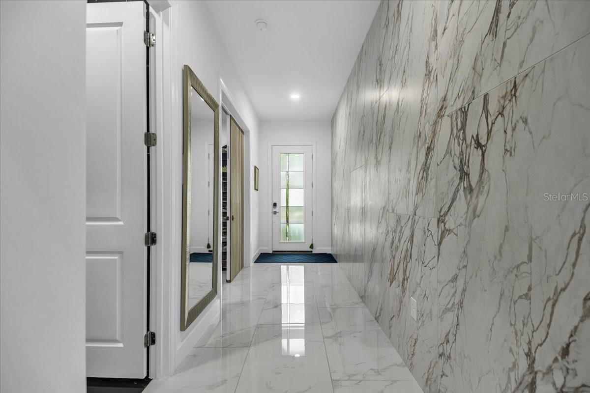 SAPPHIRE POINT PH IVA & IVB - Residential