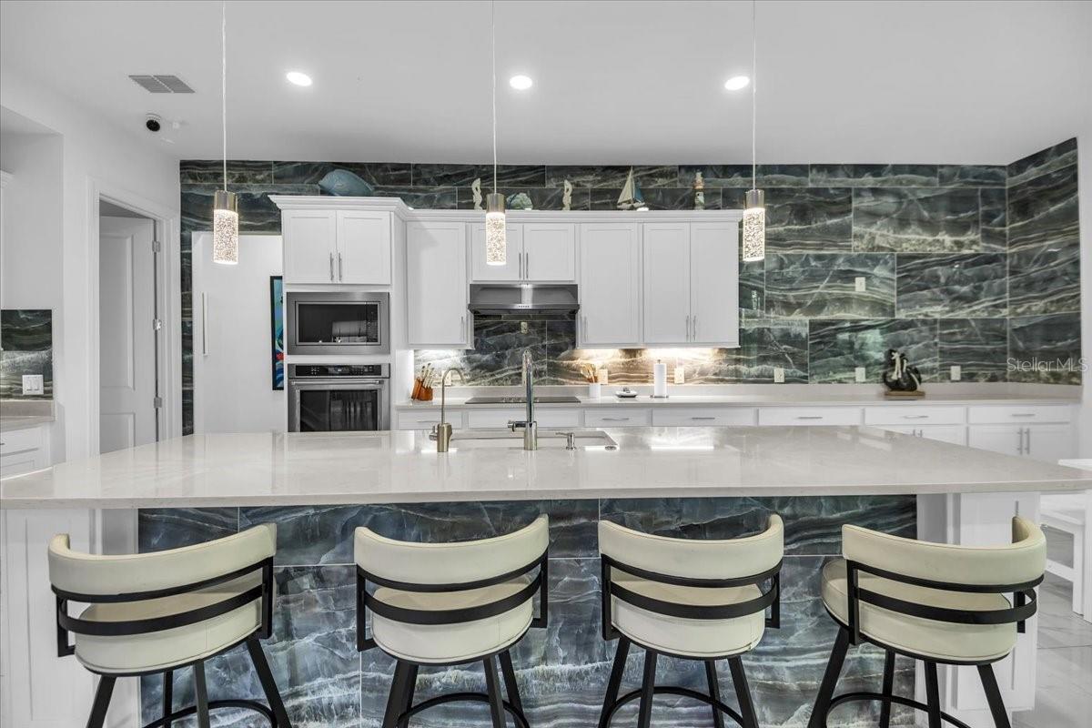 SAPPHIRE POINT PH IVA & IVB - Residential