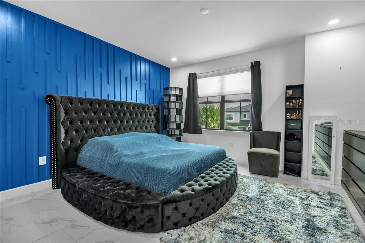 SAPPHIRE POINT PH IVA & IVB - Residential