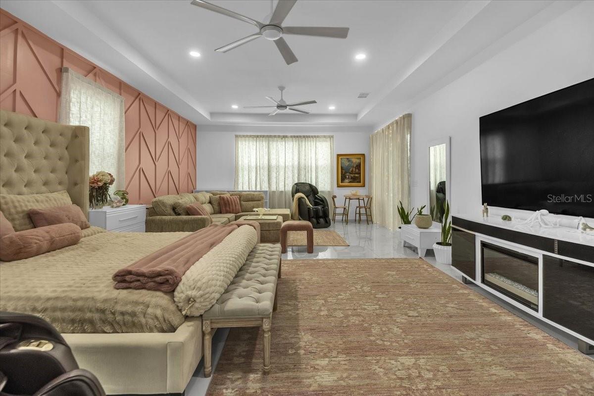 SAPPHIRE POINT PH IVA & IVB - Residential