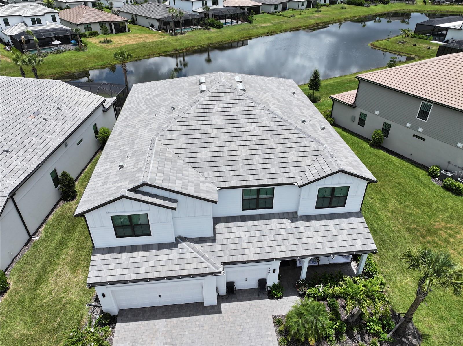 SAPPHIRE POINT PH IVA & IVB - Residential