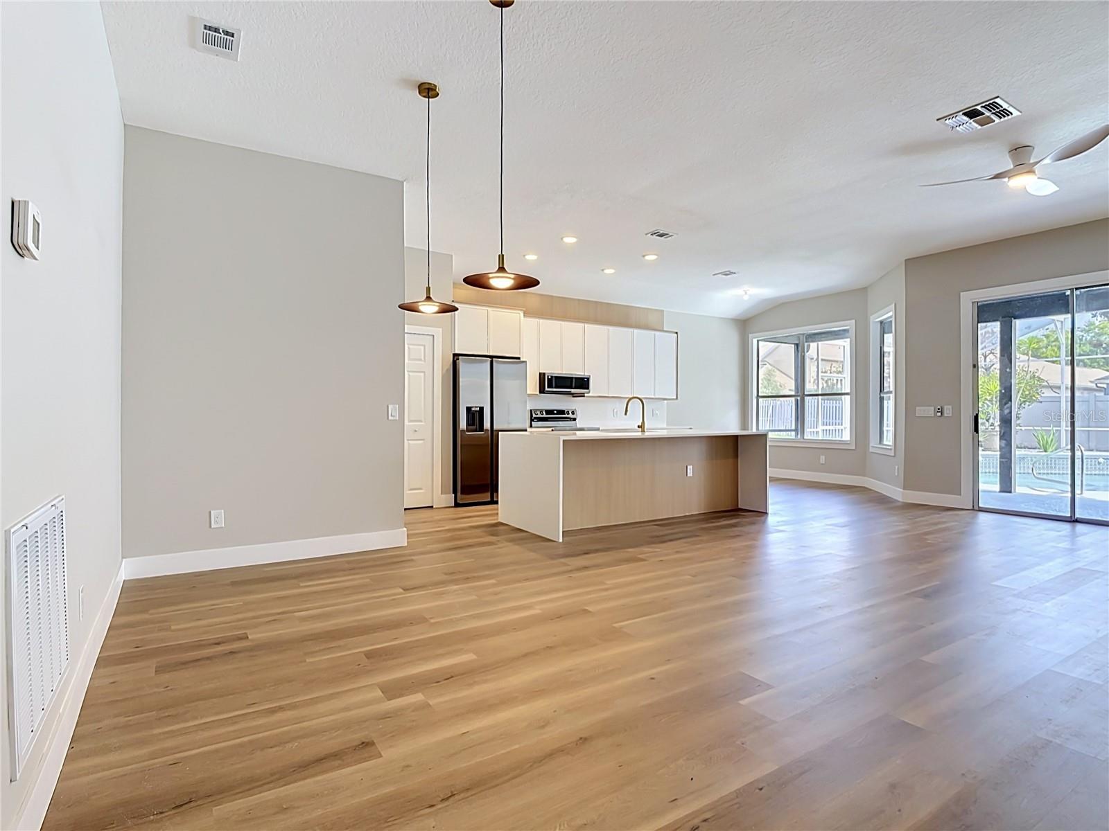 HUNTERS CREEK TR 525 - Residential