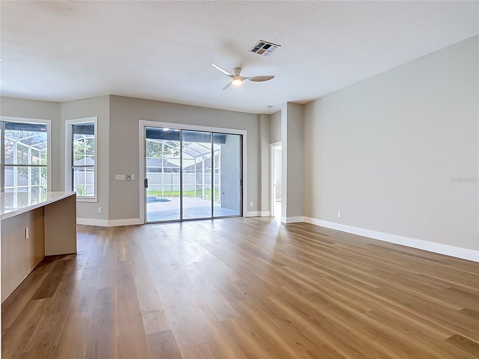 HUNTERS CREEK TR 525 - Residential