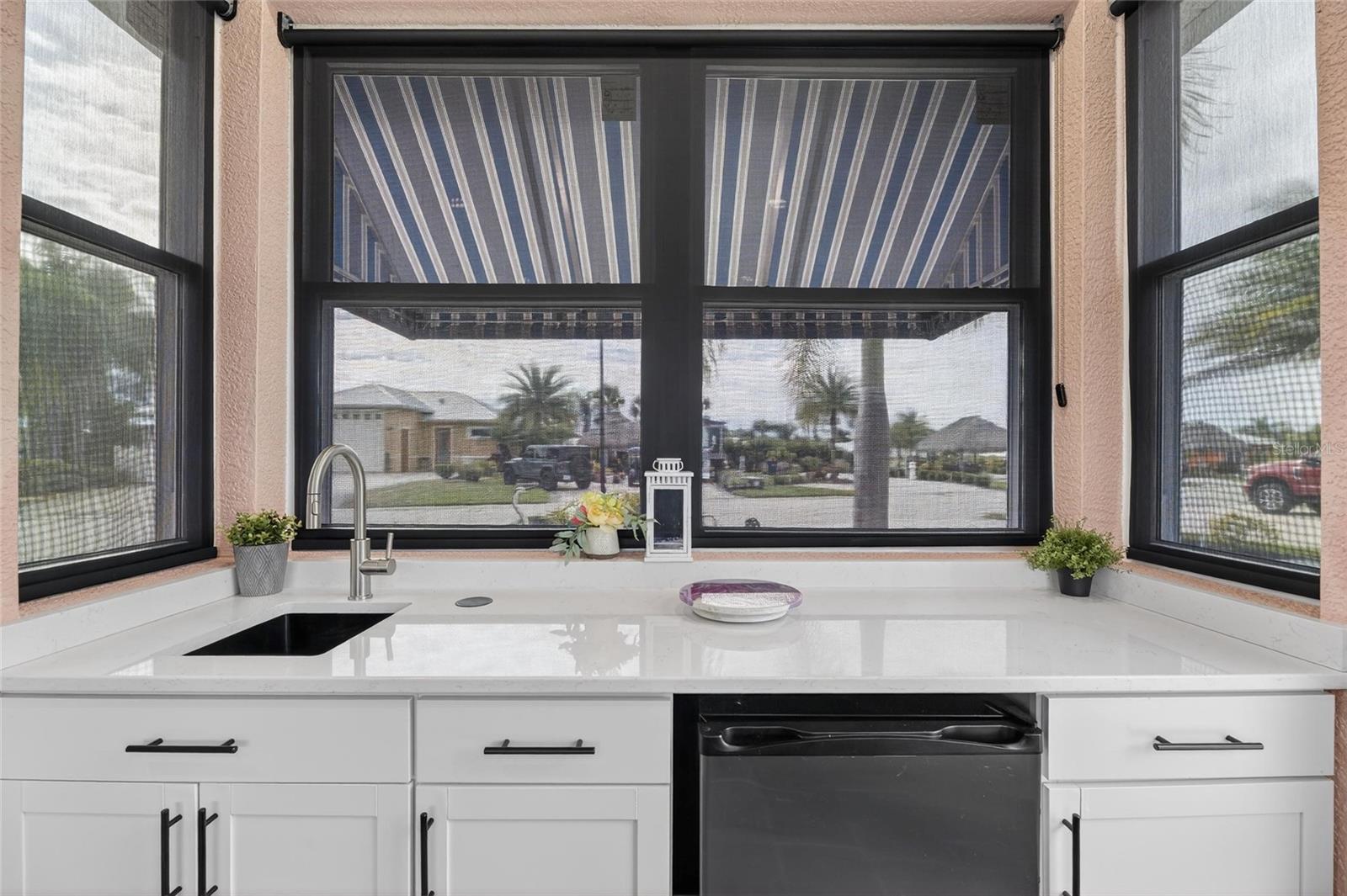 BAY LAKE RESIDENCE - Land