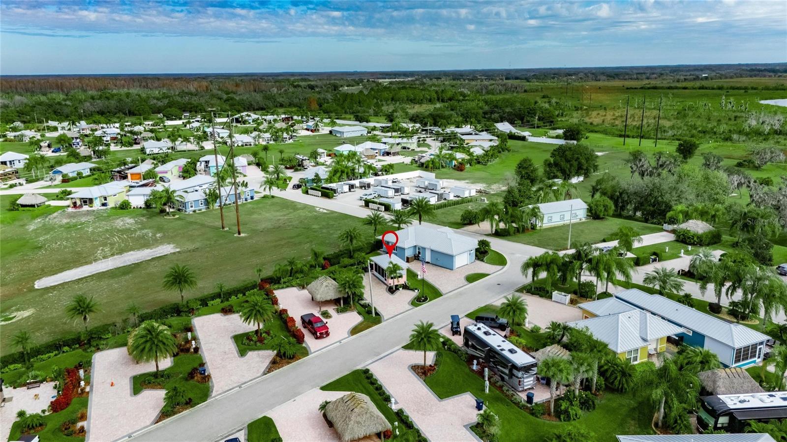 BAY LAKE RESIDENCE - Land