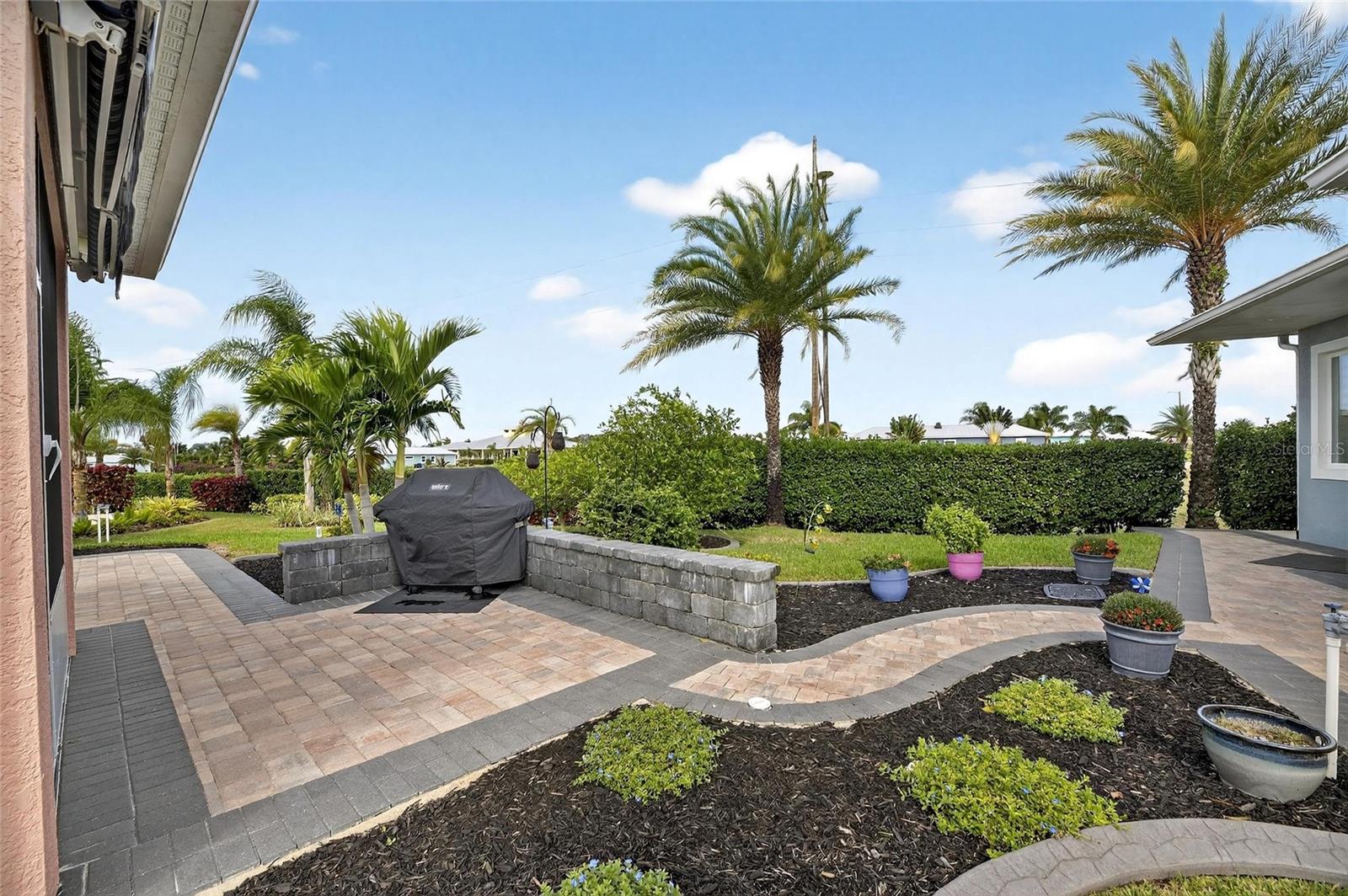 BAY LAKE RESIDENCE - Land