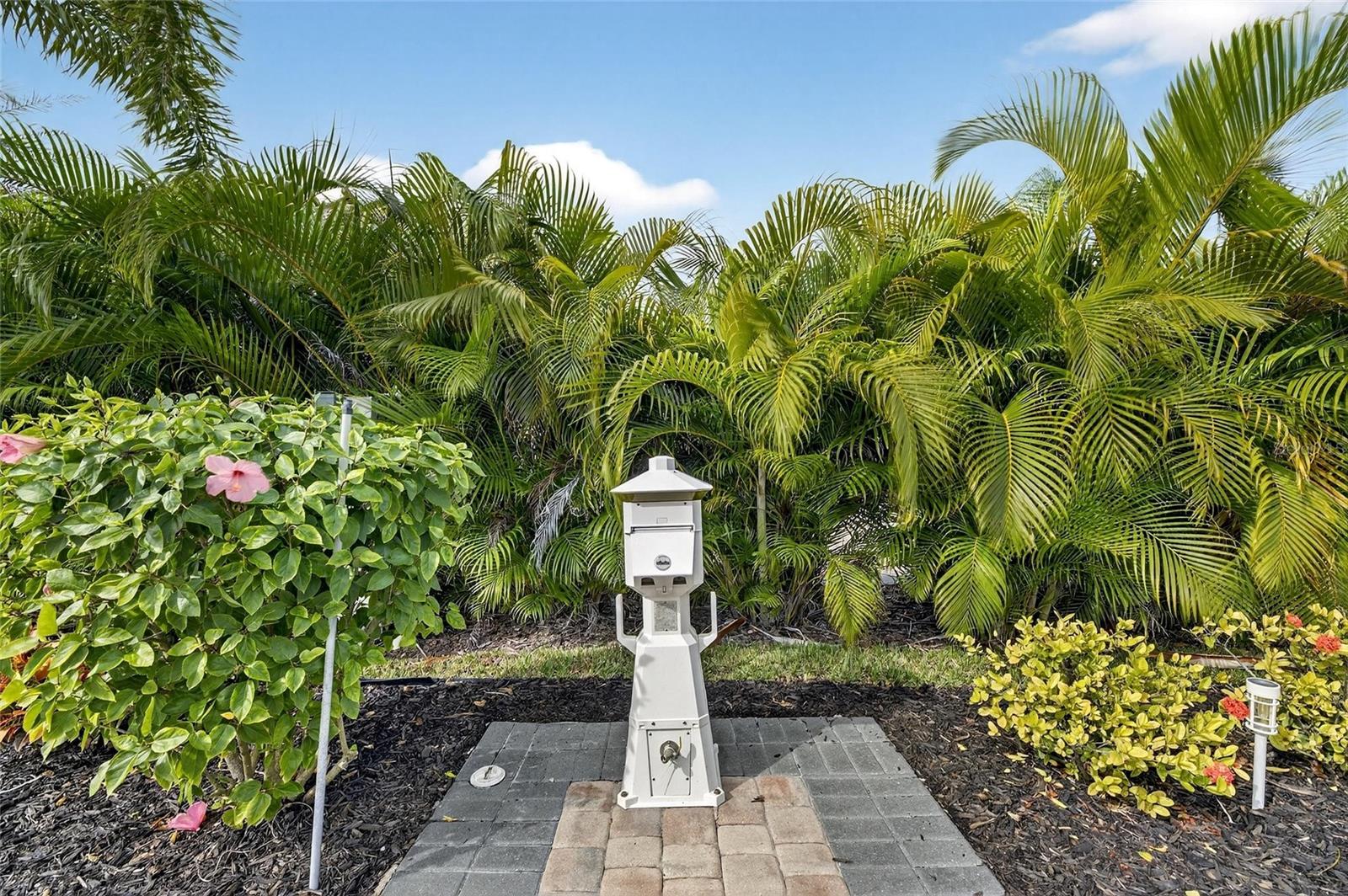 BAY LAKE RESIDENCE - Land