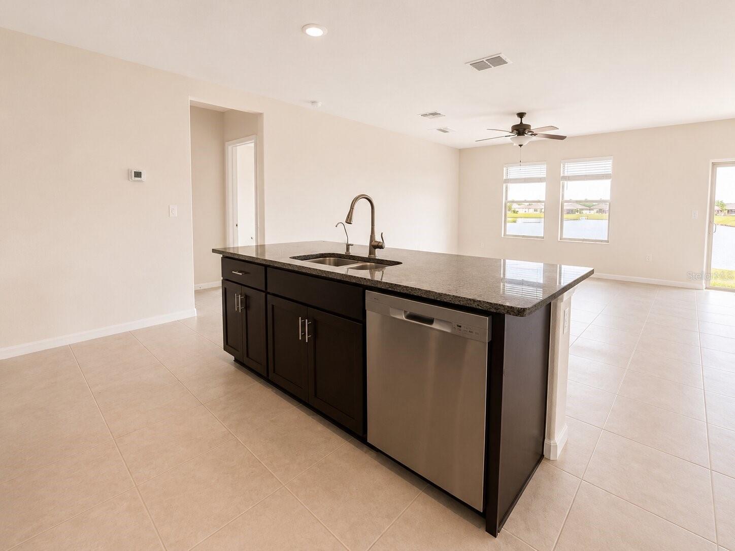 CREEK PRESERVE PH 2-4 - Residential Lease