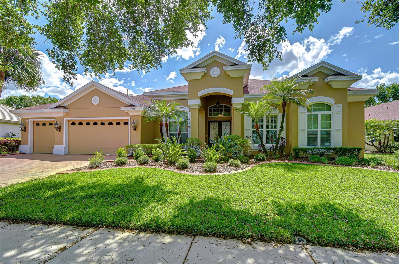 PASCO SUNSET LAKES - Residential