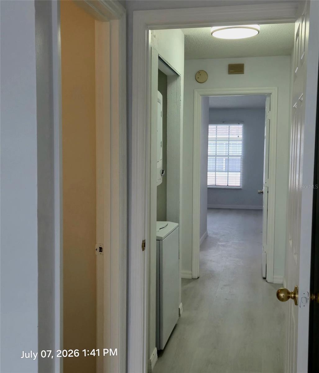 THE TOWNHOMES AT KENSINGTON - Residential