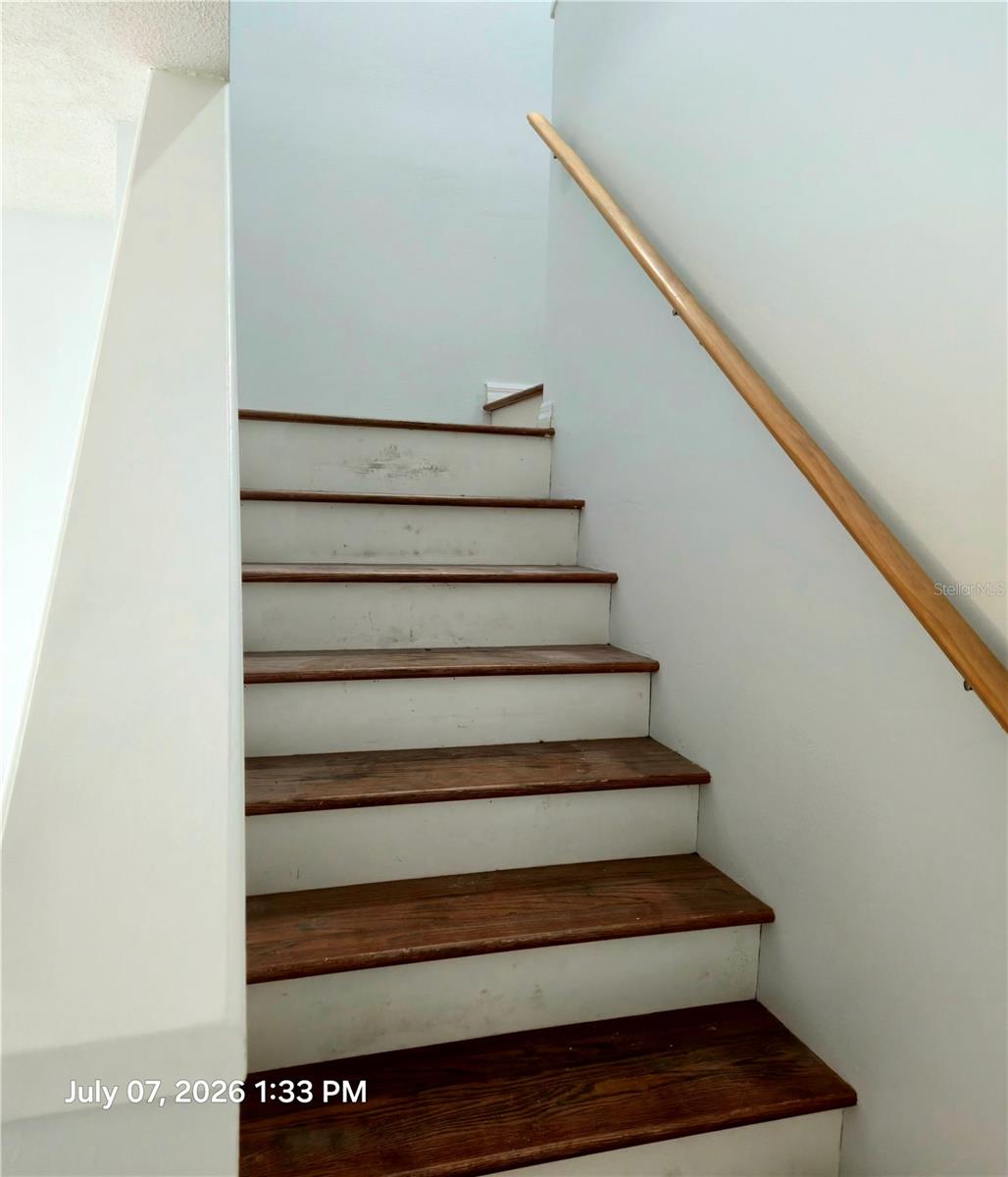 THE TOWNHOMES AT KENSINGTON - Residential