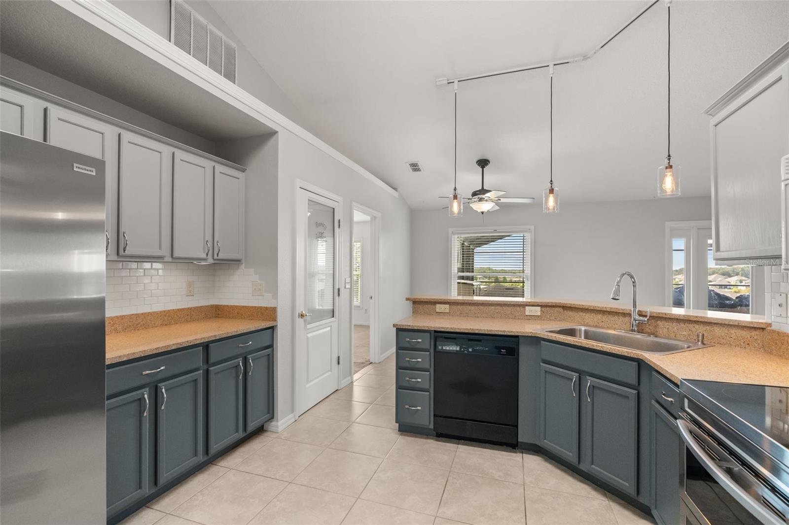 HIDDEN HILLS PHASE I - Residential
